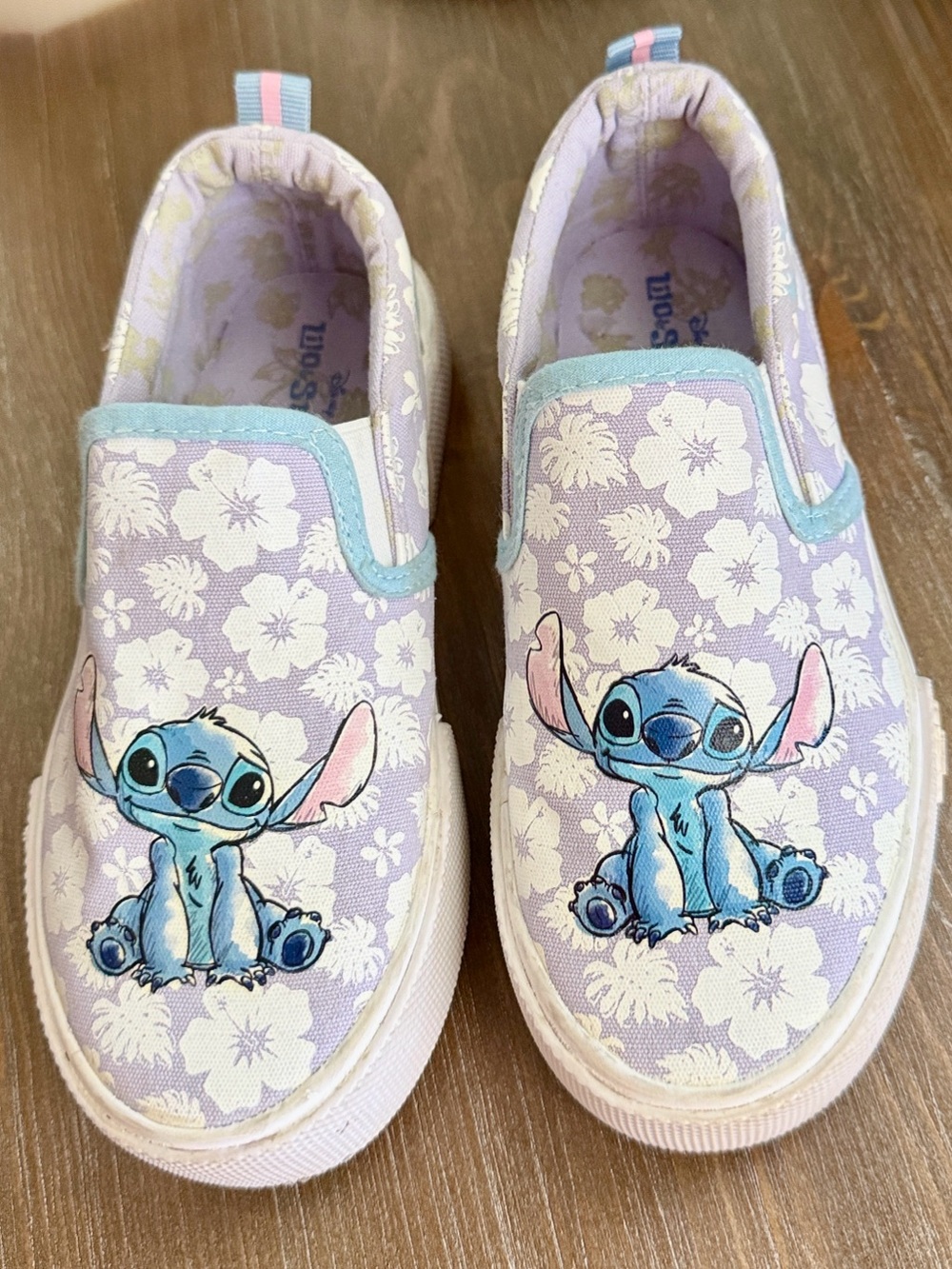 Disney Lavender Floral Stitch Slip-On Sneakers Size 13 Canvas Upper Rubber Sole
